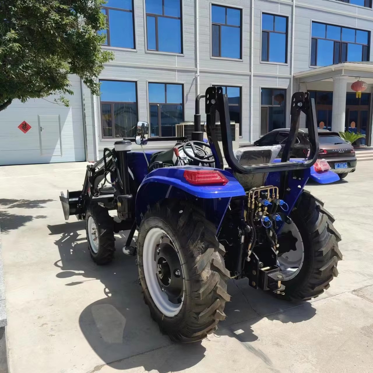 Mini trattore con caricatore f - Tractor Backhoe recensione e prezzo
